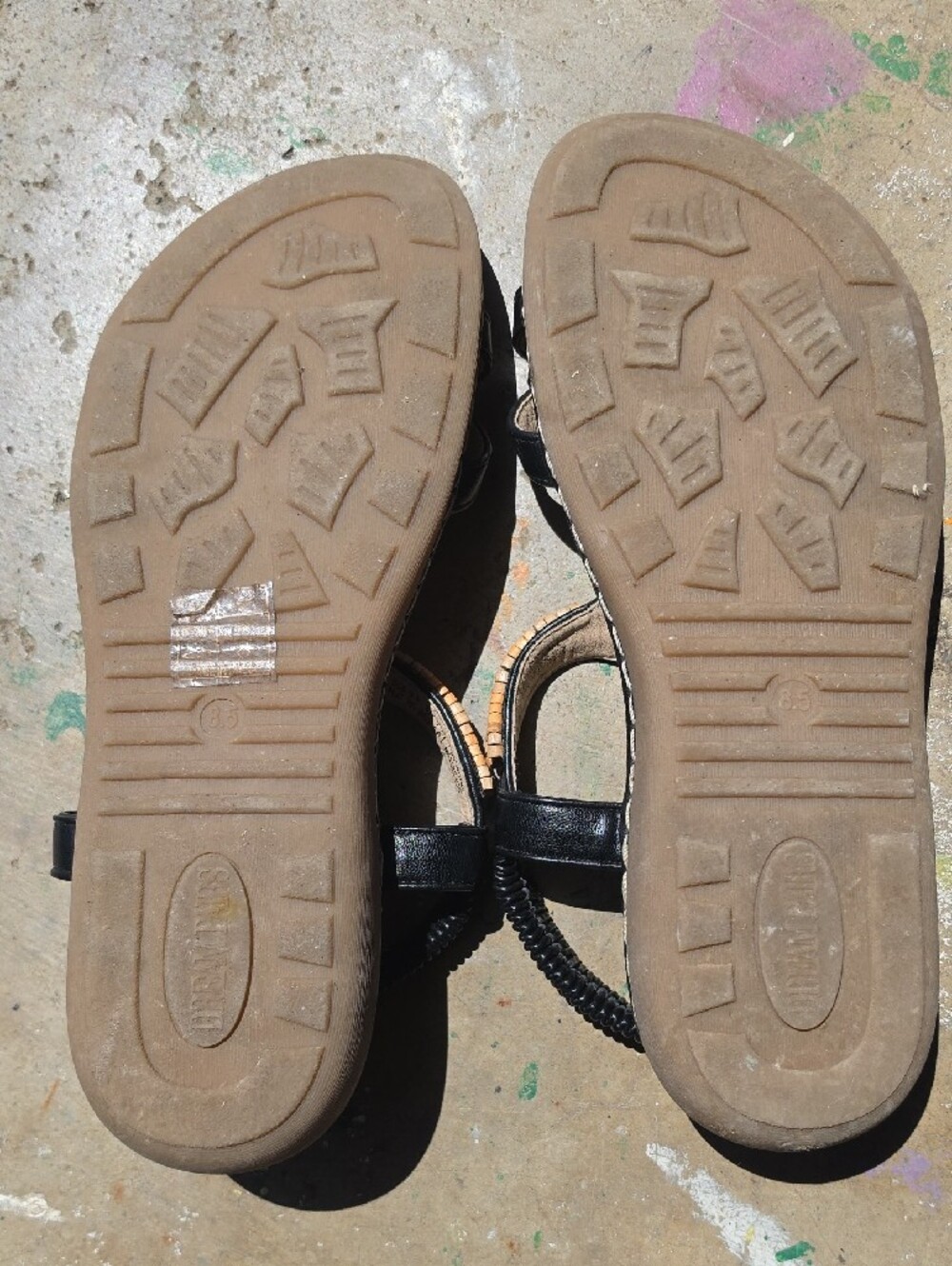 Dream Pairs Black Sandals with Orange and Tan Beaded T-Strap - Picture 3 of 3